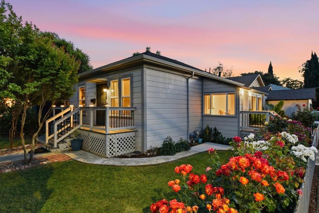 Photo of 195 Boston Avenue, San Jose, CA 95125 (MLS # ML82042590)