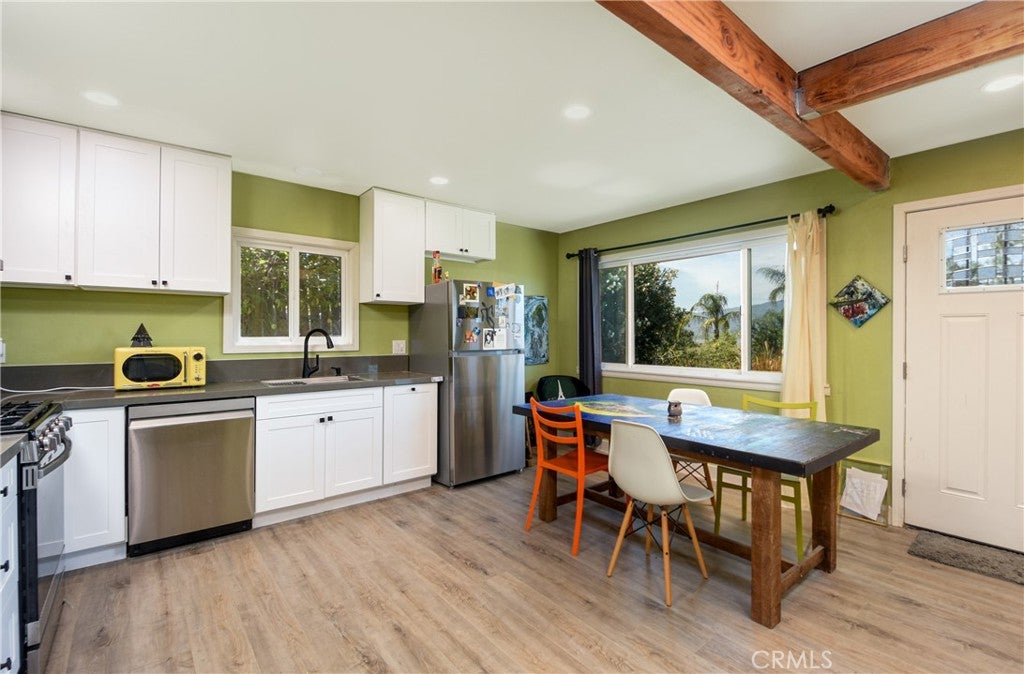 1005 W Sumner