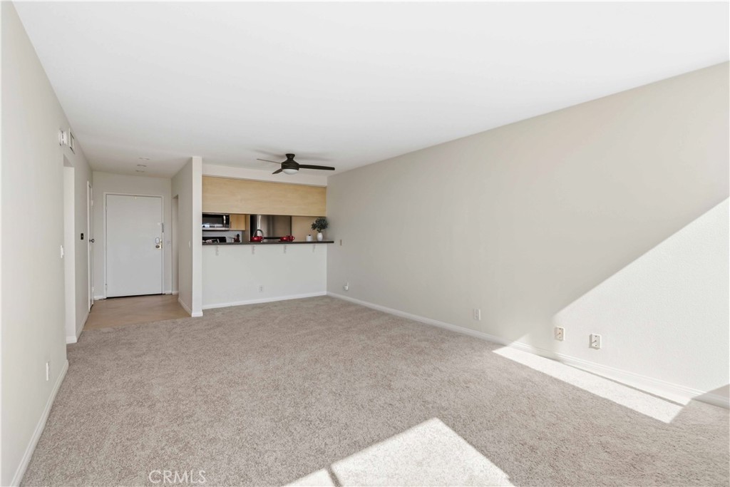7826 Topanga Canyon 322