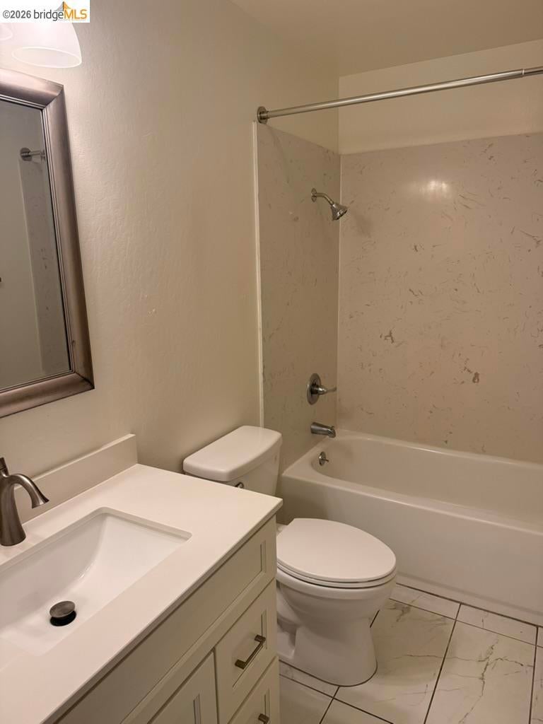 2301 Peppertree Way 1