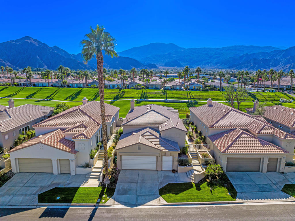 Duna La Quinta - Residential