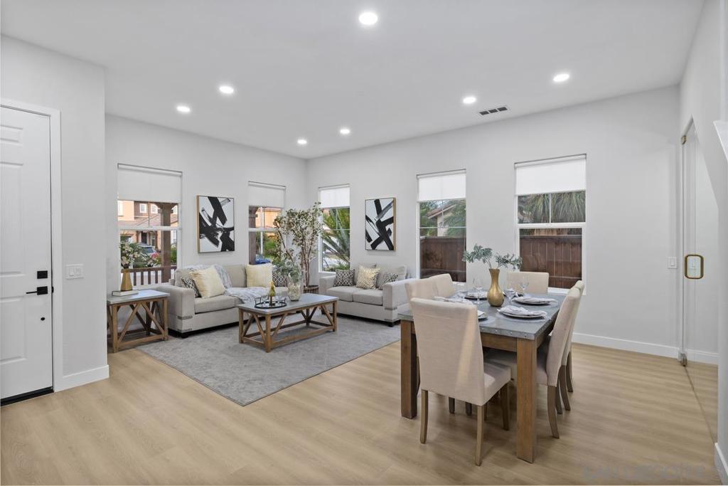 348 Plaza Los Osos