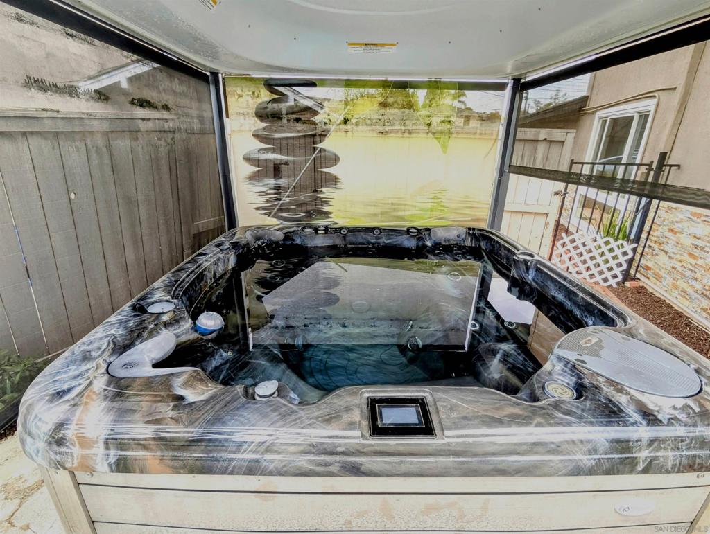 San Carlos - Residential