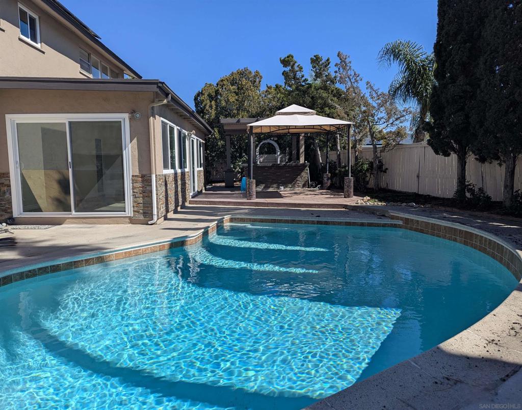 San Carlos - Residential