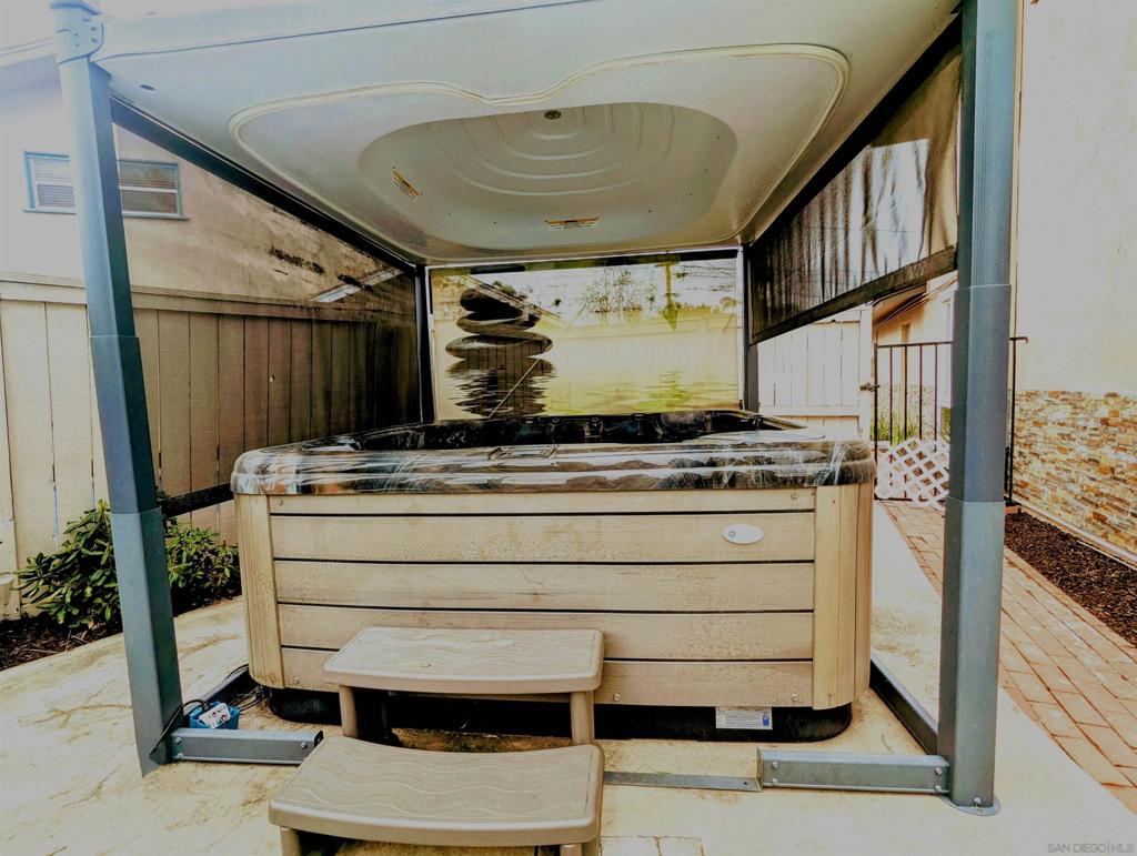 San Carlos - Residential