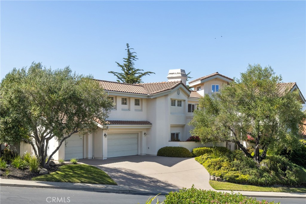 993 Las Palmas Way
