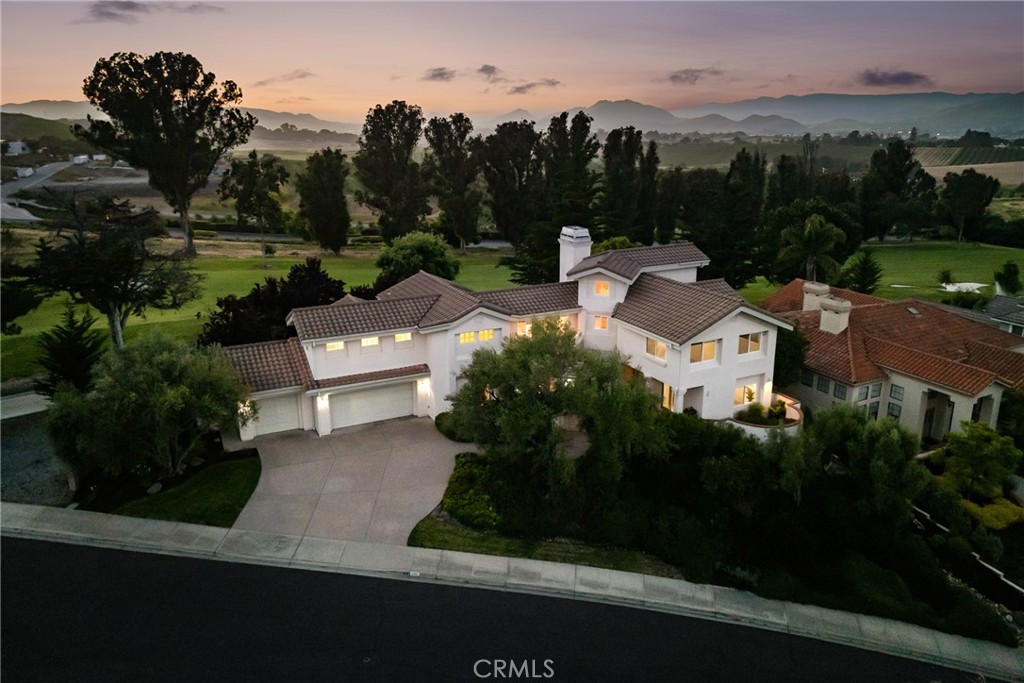 993 Las Palmas Way