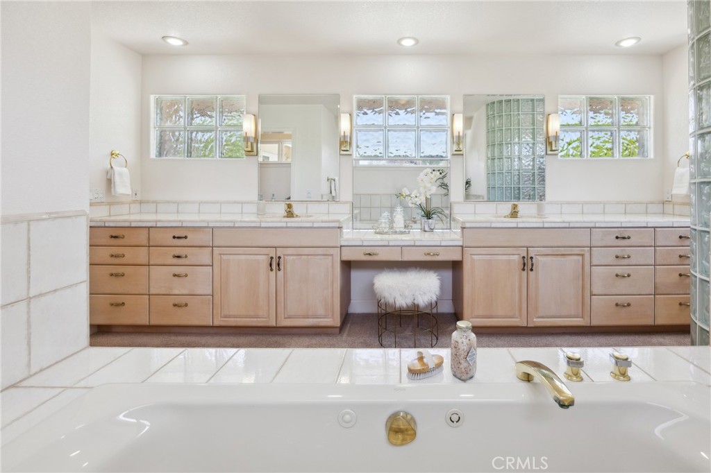 San Luis Obispo(380) - Residential