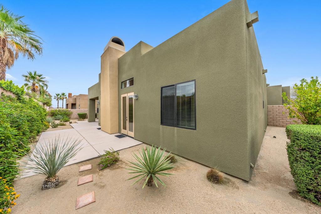 Pele Place - Residential