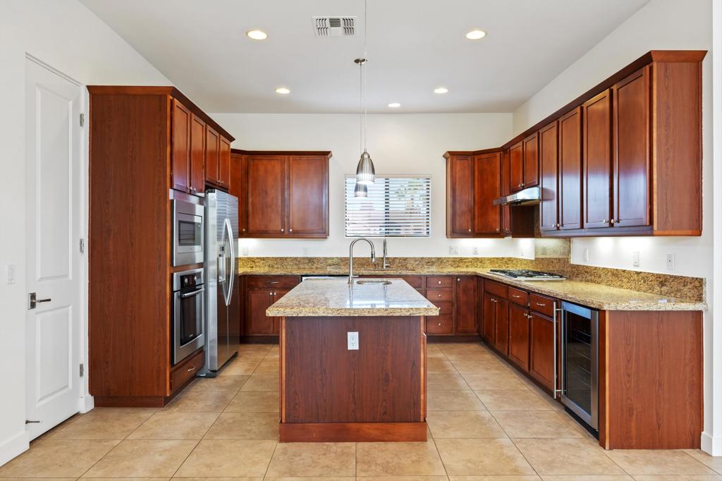 Pele Place - Residential