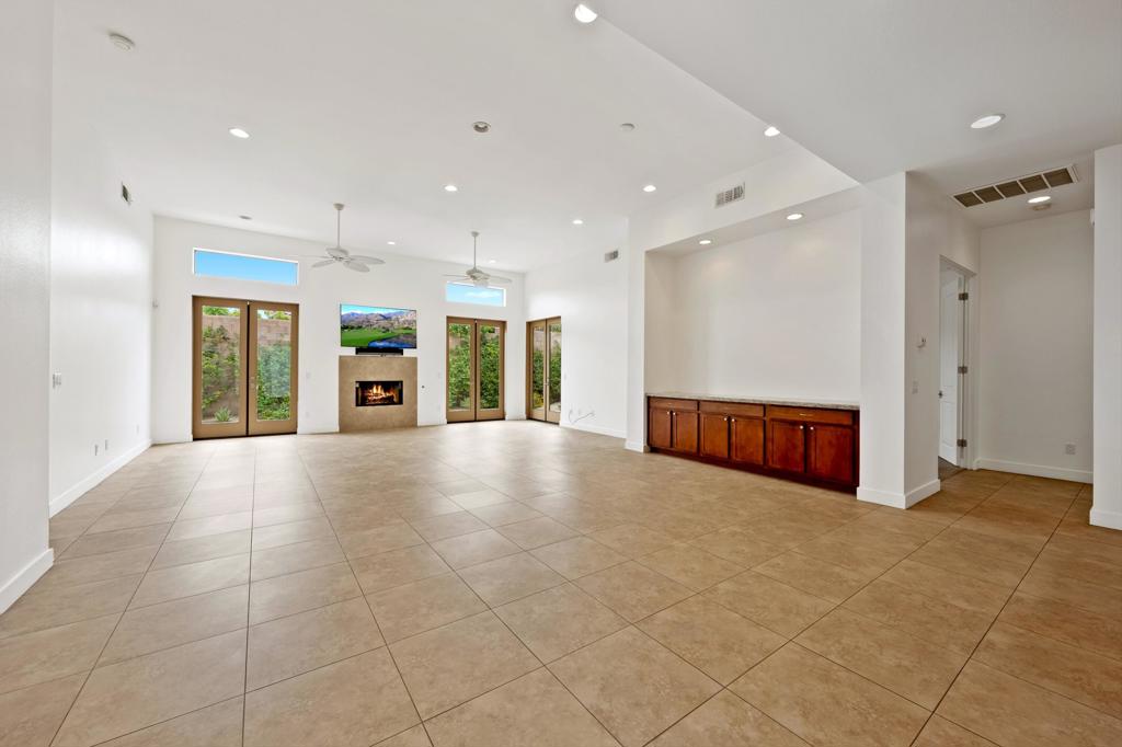 Pele Place - Residential