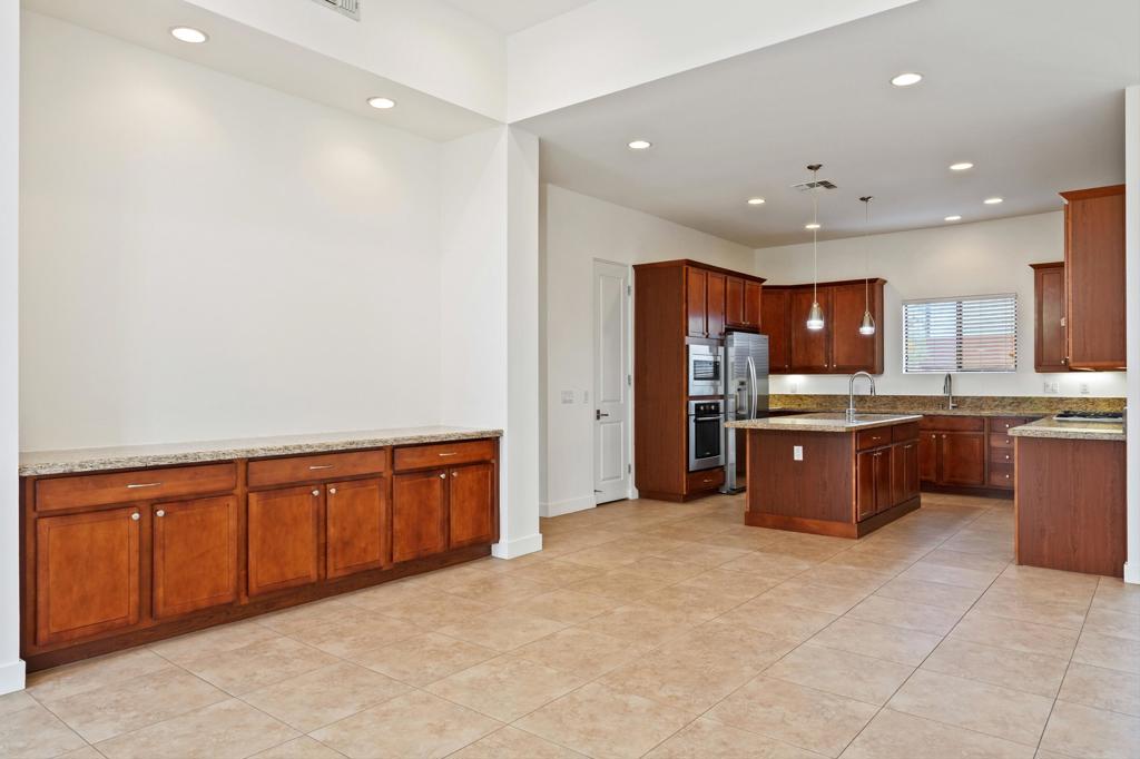 Pele Place - Residential