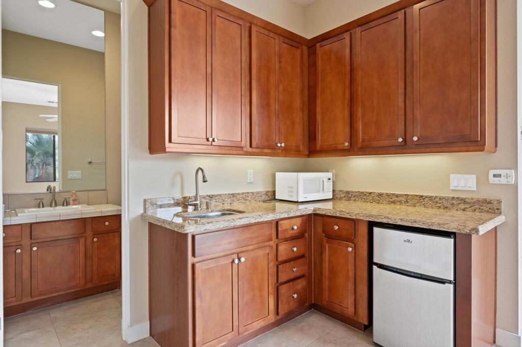 Pele Place - Residential