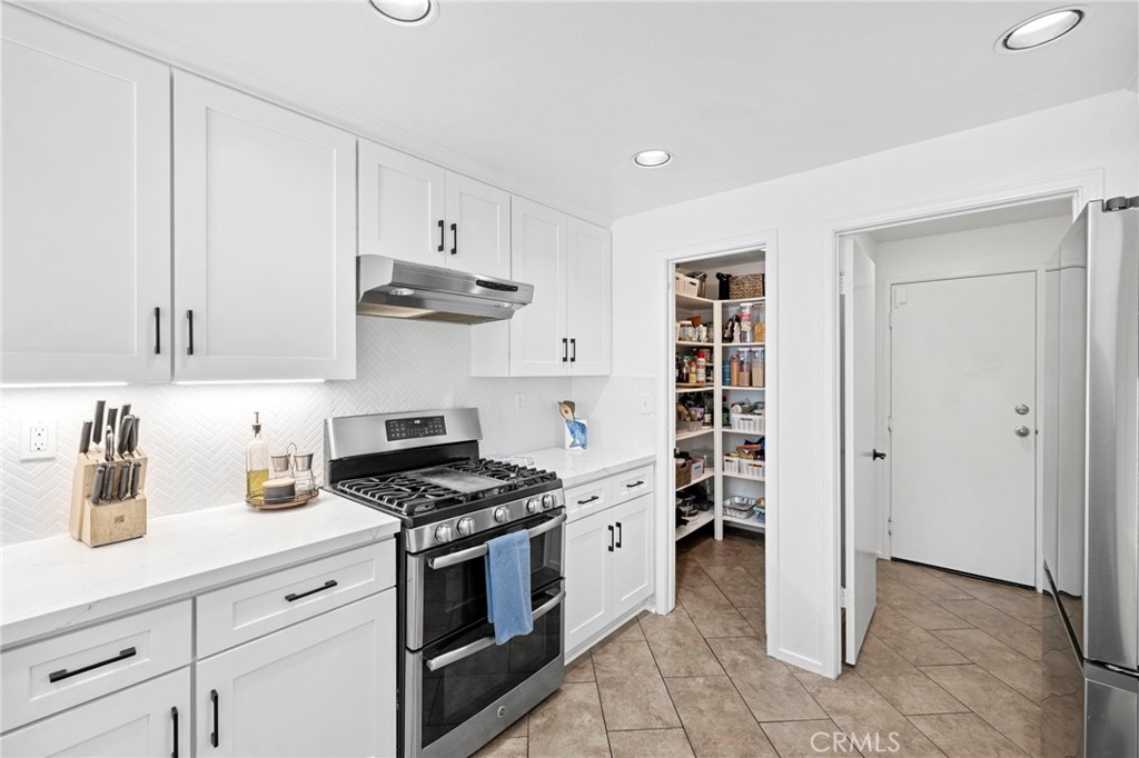 26903 Poppy Place