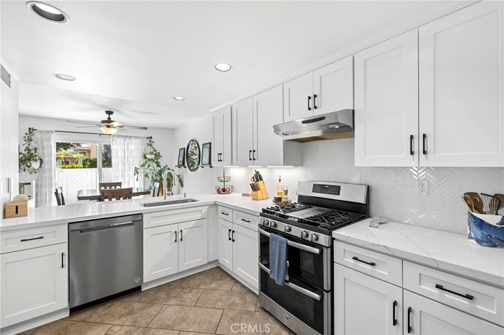 26903 Poppy Place