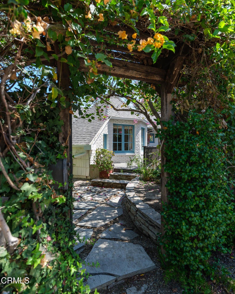 6271 Pine Crest Drive