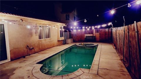 Photo of 1066 Gloria Dr, Hemet, CA 92545 (MLS # CV26090252)