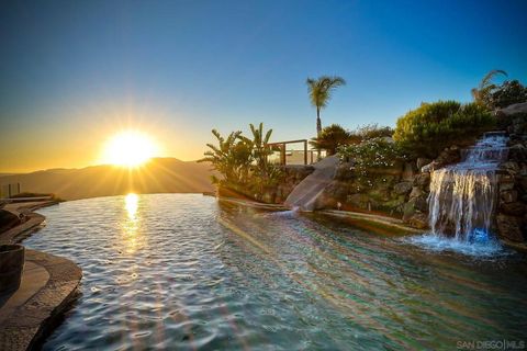 15068 Creek Hills Rd El Cajon CA 92021