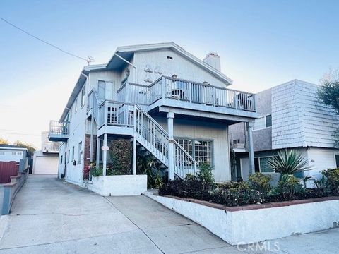 Photo of 110 N Prospect Ave, Redondo Beach, CA 90277 (MLS # SR25242028)