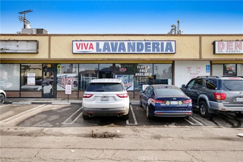 Photo of 5944 Lankershim Boulevard, North Hollywood, CA 91601 (MLS # SR25025734)