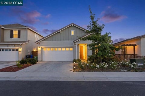 Photo of 8300 Kevin Whiteley Dr DR, Elk Grove, CA 95757 (MLS # 41147619)
