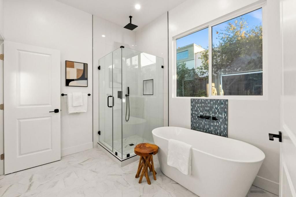 listing image 130721195474898992442