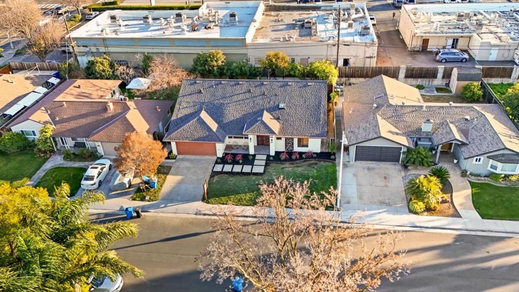 listing image 130726185660228470942