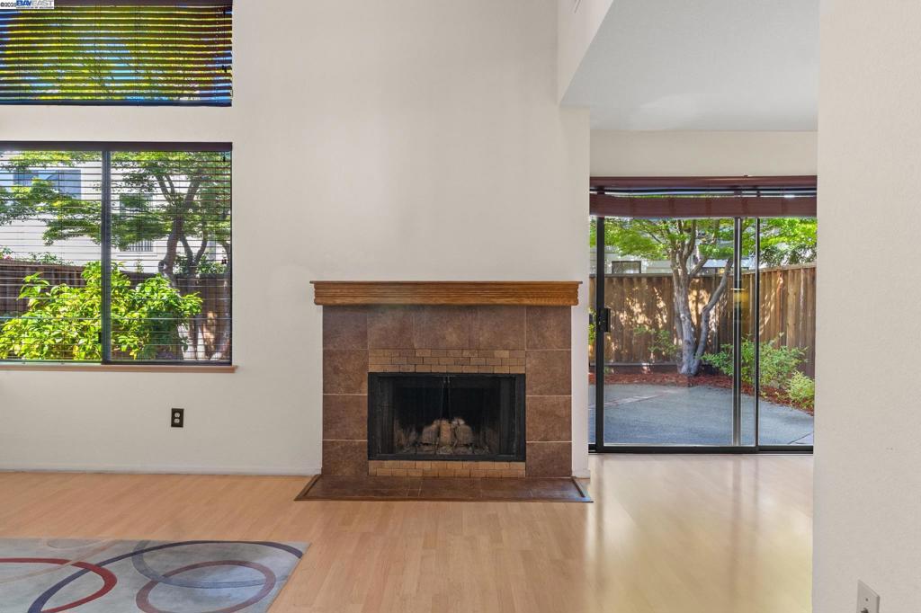 BAY FARM ISLAND - Residential