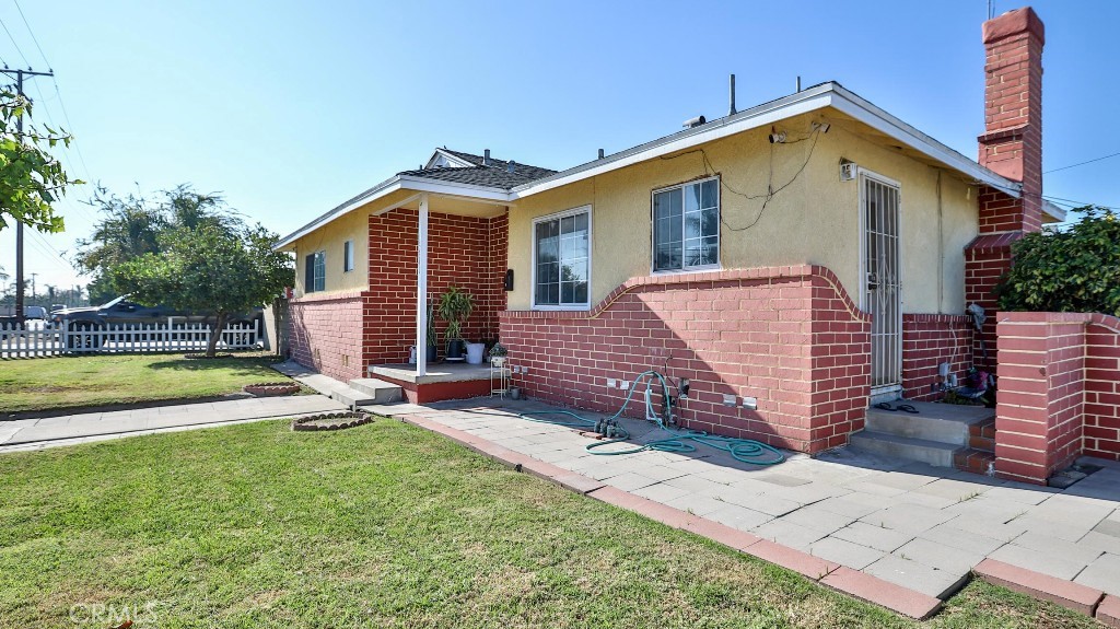 13241 Fairview Street