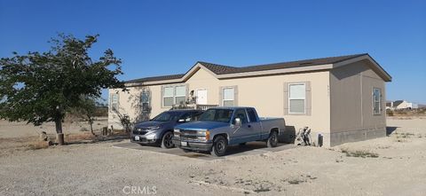 Photo of 8337 20th Street W, Mojave, CA 93501 (MLS # PW25117832) Photo of 8337 20th Street W, Mojave, CA 93501 (MLS # PW25117832)