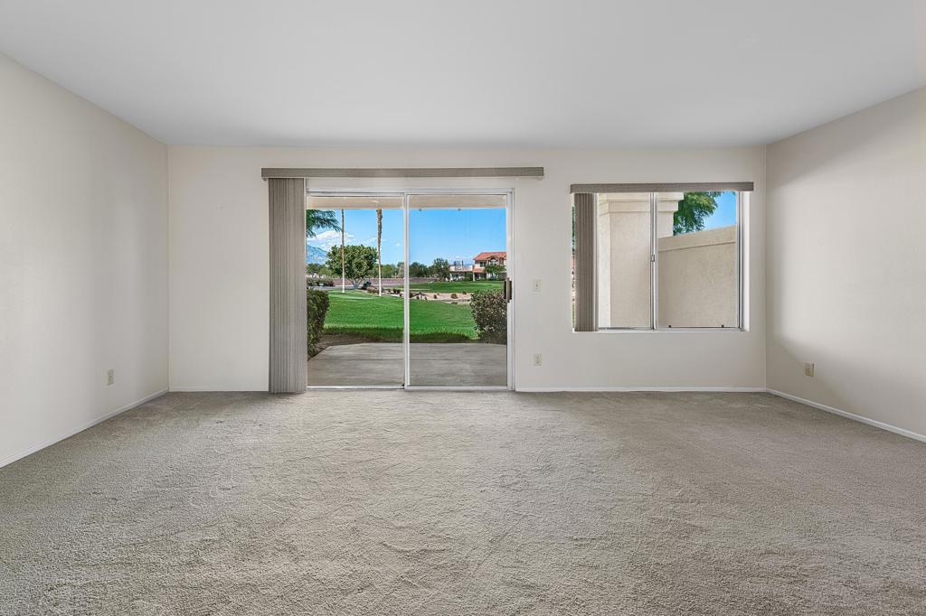 Palm Royale - Residential