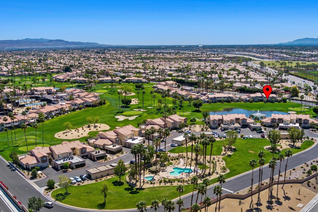 Palm Royale - Residential