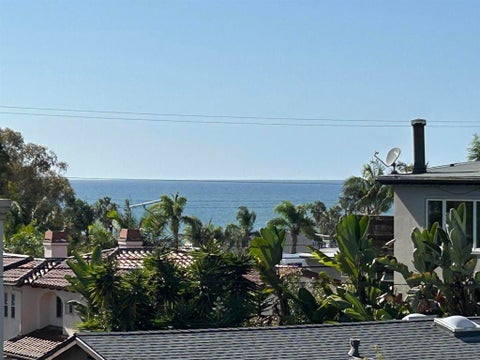 Photo of 2277 Montgomery Ave AVE, Cardiff By The Sea, CA 92007 (MLS # 260024856SD)