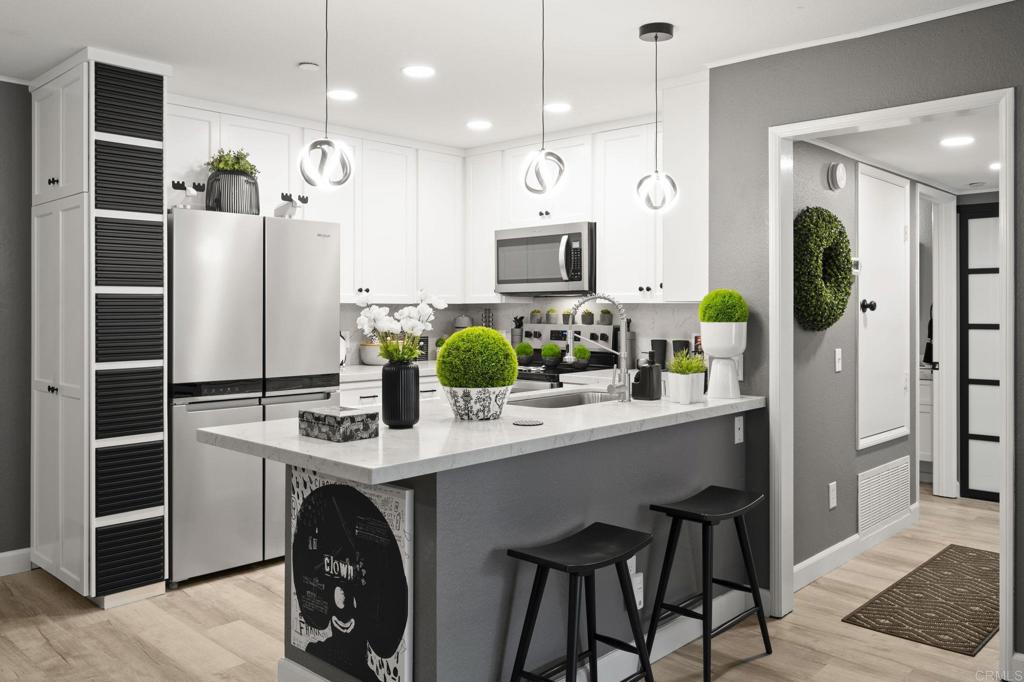 850 State Street 220