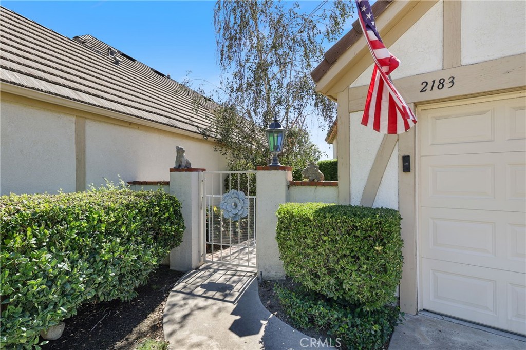 2183 Paris Circle
