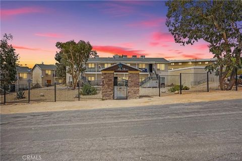 Photo of 17802 Quantico Rd, Apple Valley, CA 92307 (MLS # CV25280375)