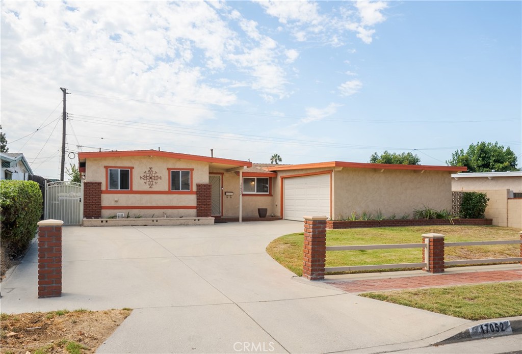 17052 E Devanah Street