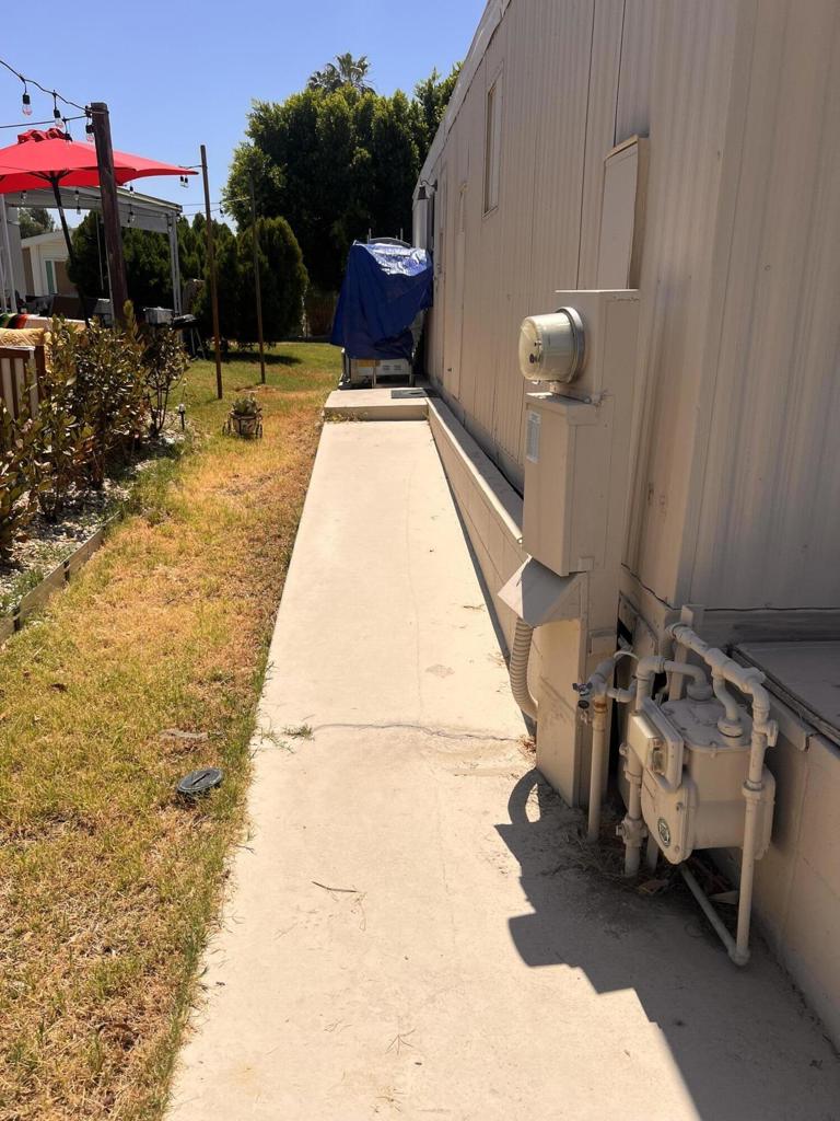 RM Mobile Home Es - Manufactured In Park