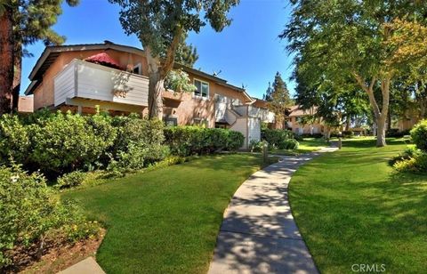 Photo of 4545 Alamo St #G, Simi Valley, CA 93063 (MLS # SR26017613)