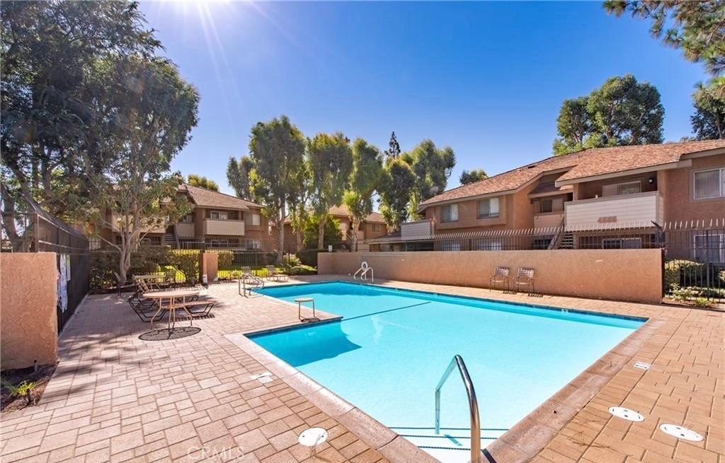 Photo of 4545 Alamo St #G, Simi Valley, CA 93063 (MLS # SR26017613)