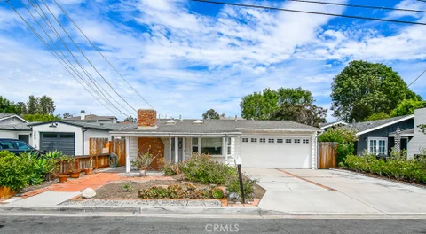 278 Santo Tomas Ave, Costa Mesa, CA 92627 - MLS#: NP26197064