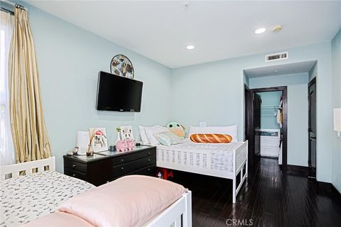 Tiny photo for 34 Sunset Cove Cv, Newport Coast, CA 92657 (MLS # ND26019846)