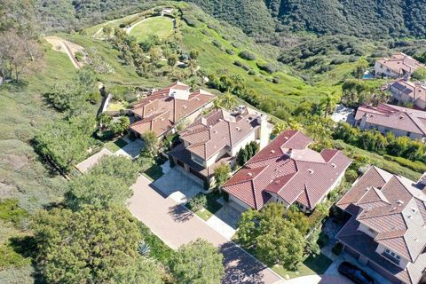 Tiny photo for 34 Sunset Cove Cv, Newport Coast, CA 92657 (MLS # ND26019846)