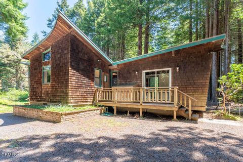 Photo of 32371 Middle Ridge Road, Albion, CA 95410 (MLS # C1-11026) Photo of 32371 Middle Ridge Road, Albion, CA 95410 (MLS # C1-11026)