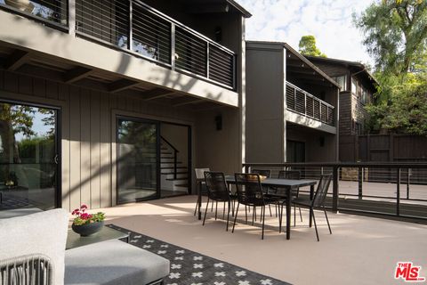 Tiny photo for 518 E Islay Street, Santa Barbara, CA 93101 (MLS # 26650539)