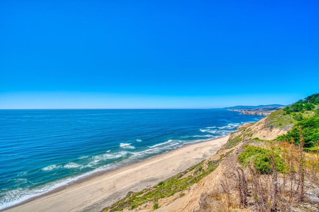 20075 Cabrillo Highway