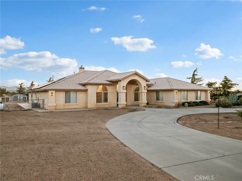 Photo of 6232 Coriander Dr, Oak Hills, CA 92344 (MLS # HD26056648)