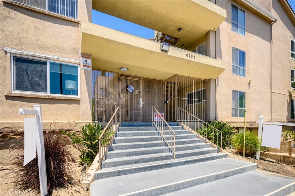 10757 Hortense Street 210