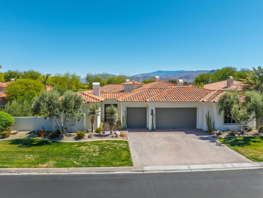 306 Loch Lomond Road