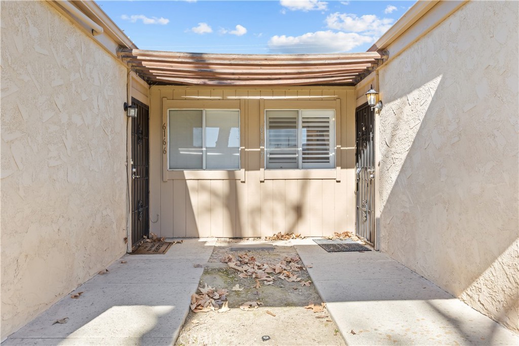 616 S Santa Fe Street 7